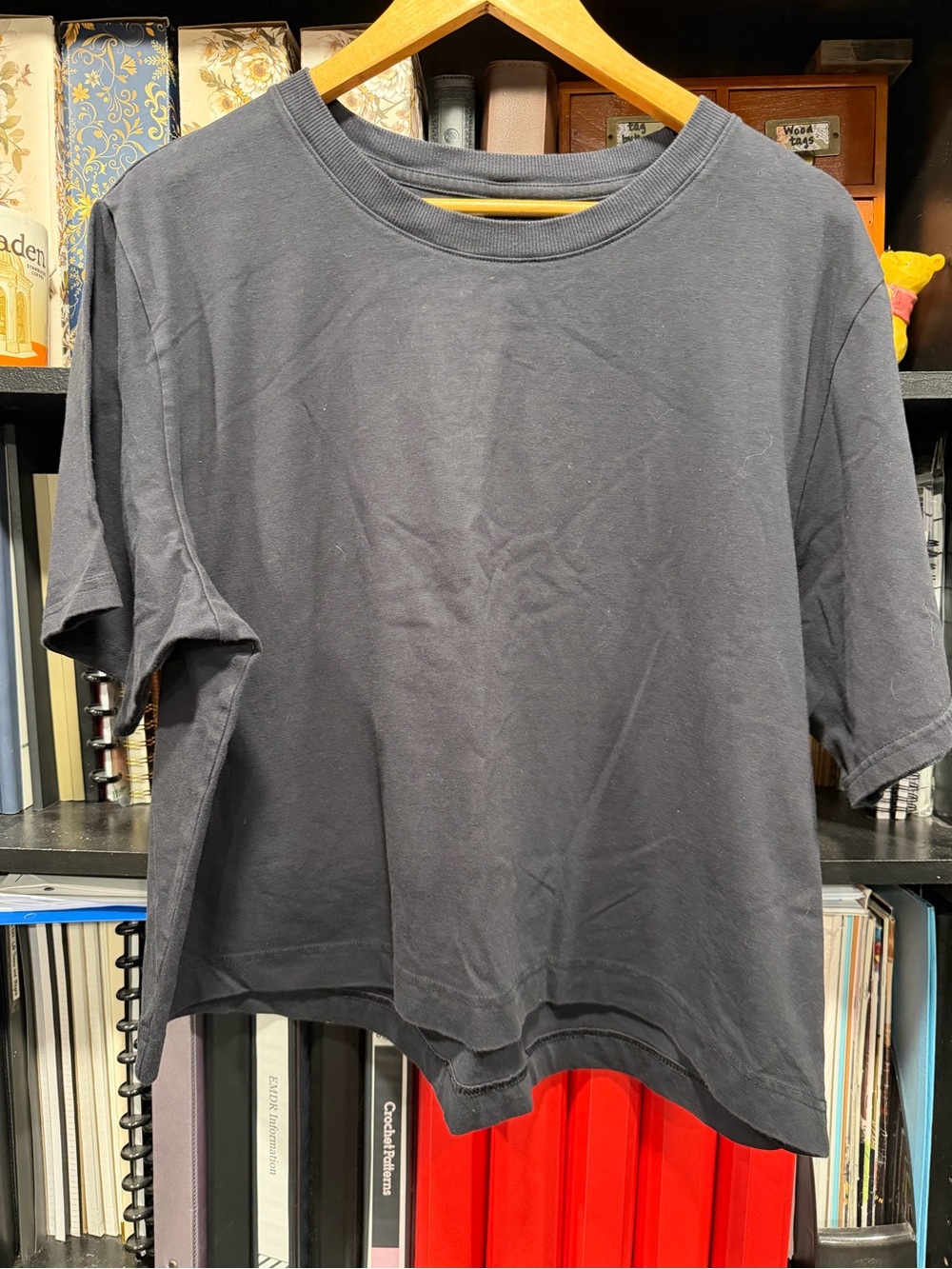 all in motion Black Cropped Short Sleeve Tee